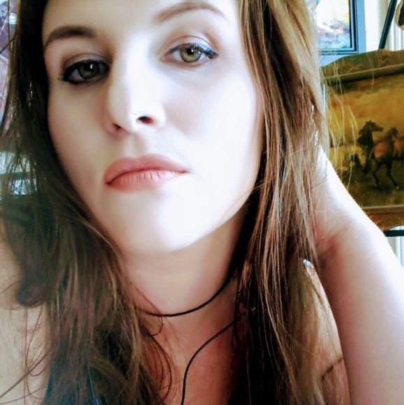 Hi, I'm Lauren 😘 - Picture 2 of 2